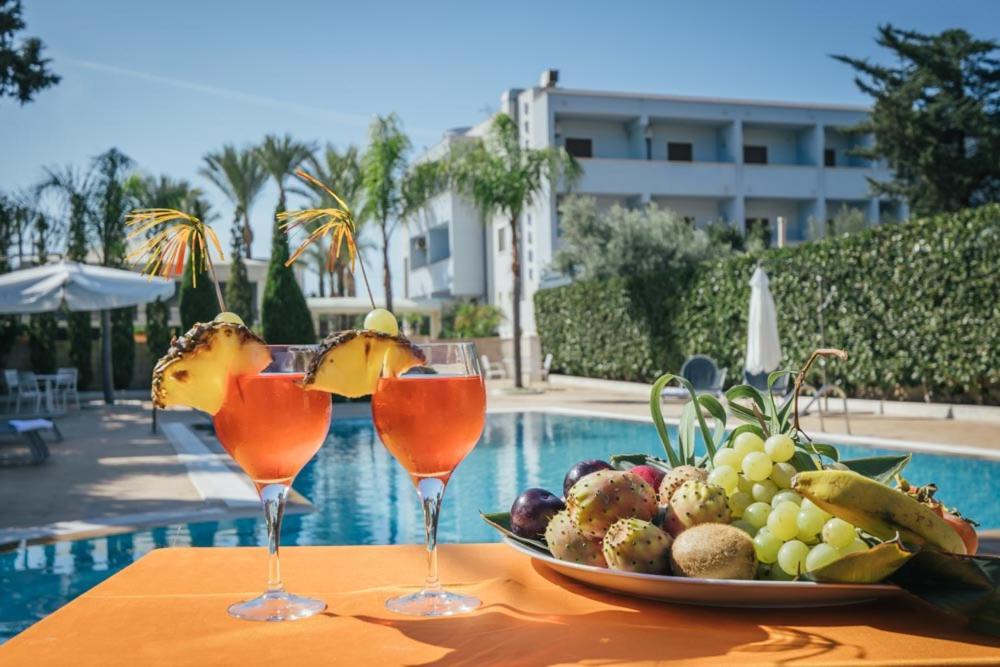 Hotel Costa Azul Balestrate Kültér fotó